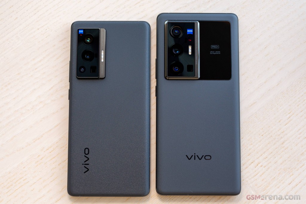 vivo X70 Pro+ hands-on photo 2
