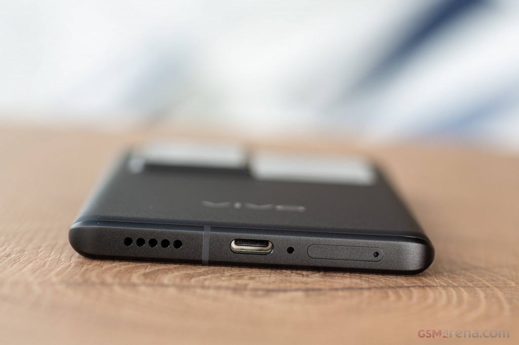 vivo X70 Pro+ hands-on photo 10