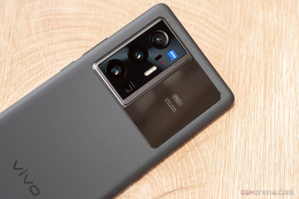 vivo X70 Pro+ hands-on photo 14