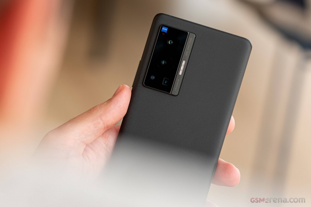 vivo X70 Pro hands-on photo 25
