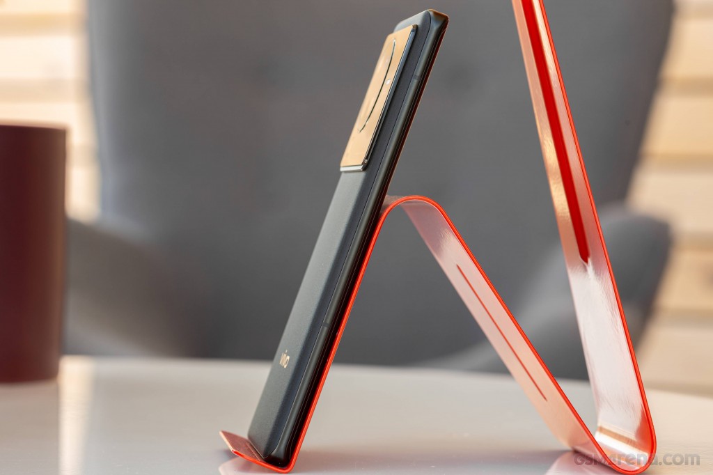 vivo X80 Pro hands-on photo 6
