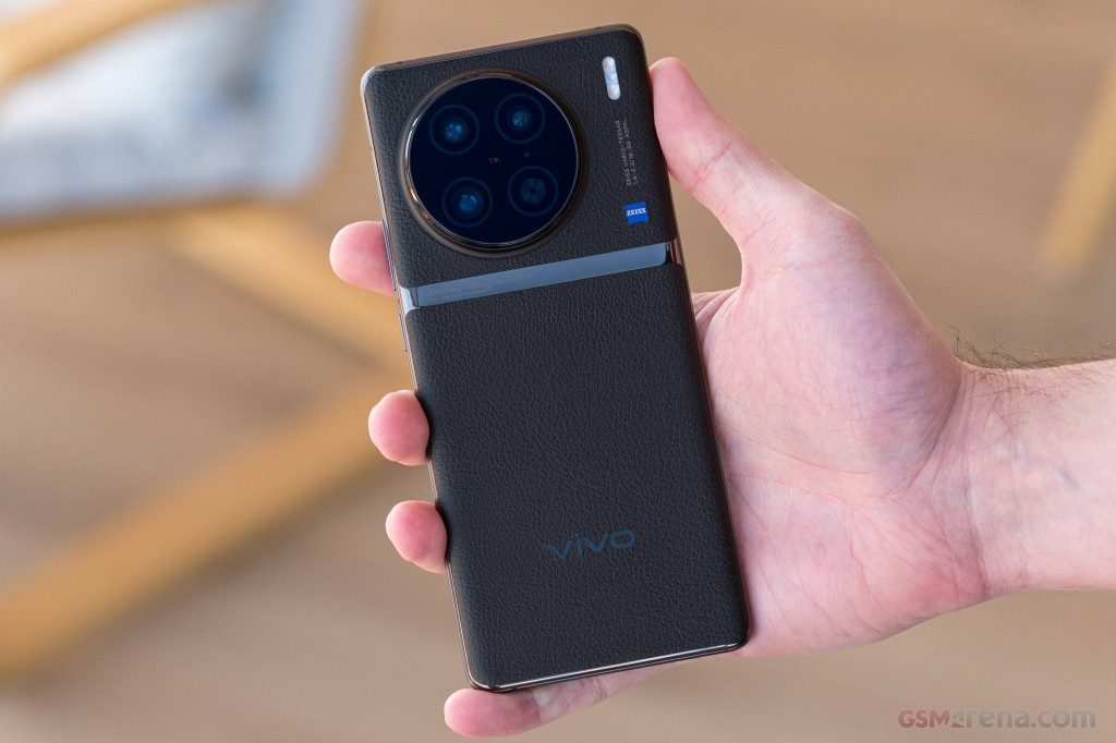 vivo X90 Pro hands-on photo 23
