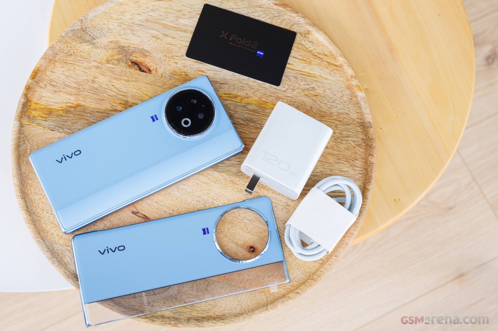 vivo X Fold2 hands-on photo 1