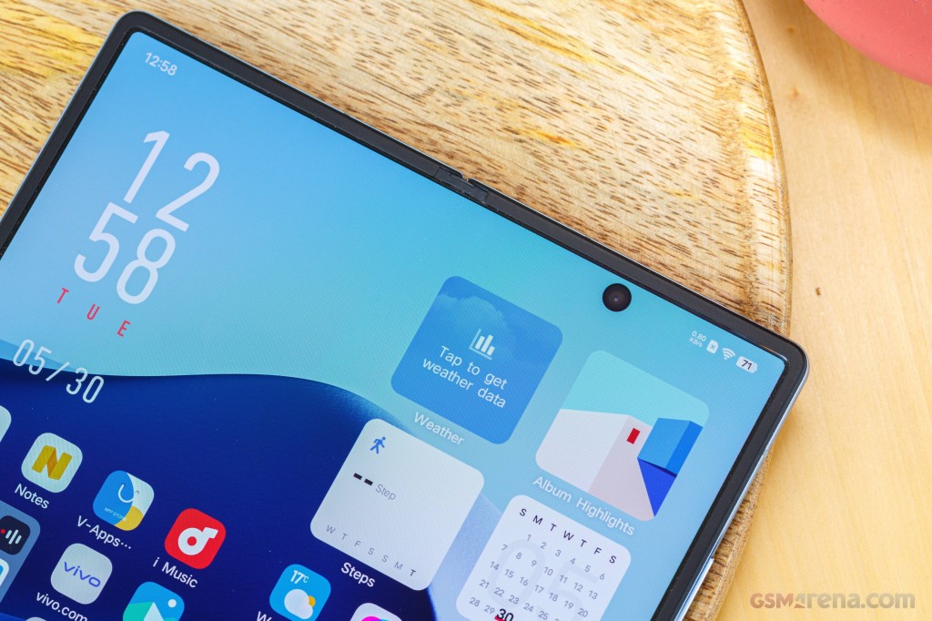 vivo X Fold2 hands-on photo 5