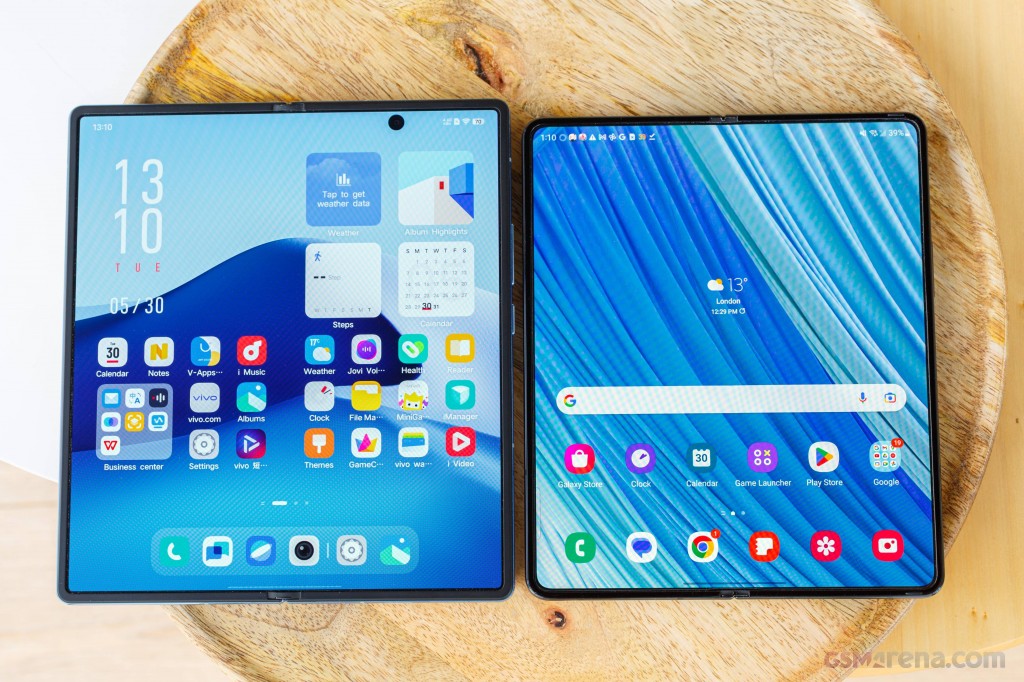 vivo X Fold2 hands-on photo 7