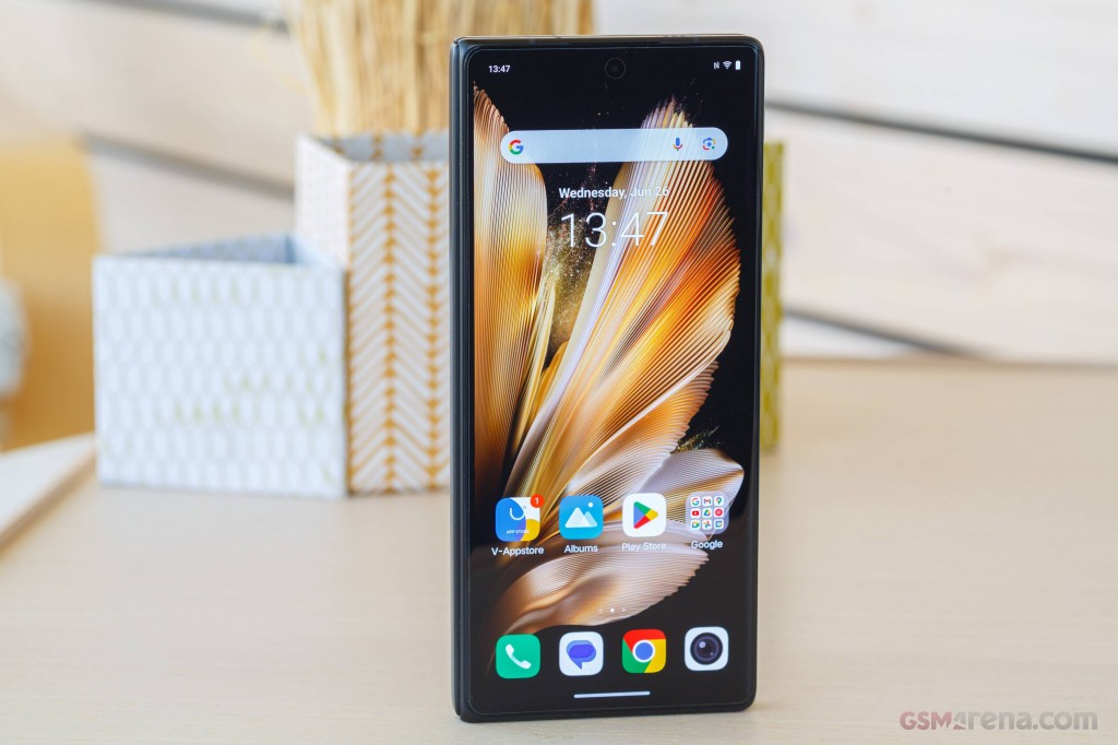 vivo X Fold3 Pro hands-on photo 4