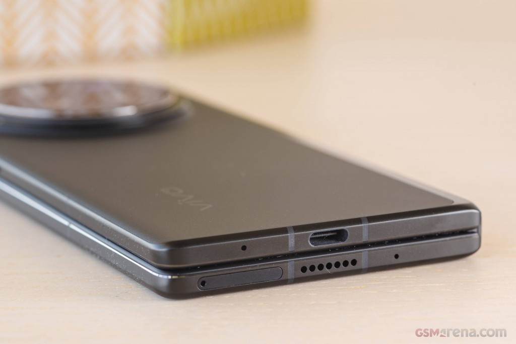 vivo X Fold3 Pro hands-on photo 12