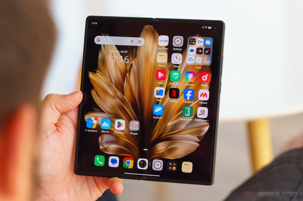 vivo X Fold3 Pro hands-on photo 29