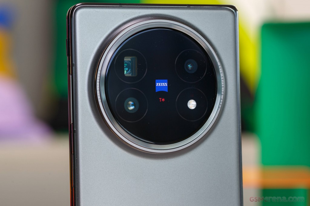 vivo X Fold5 hands-on photo 9