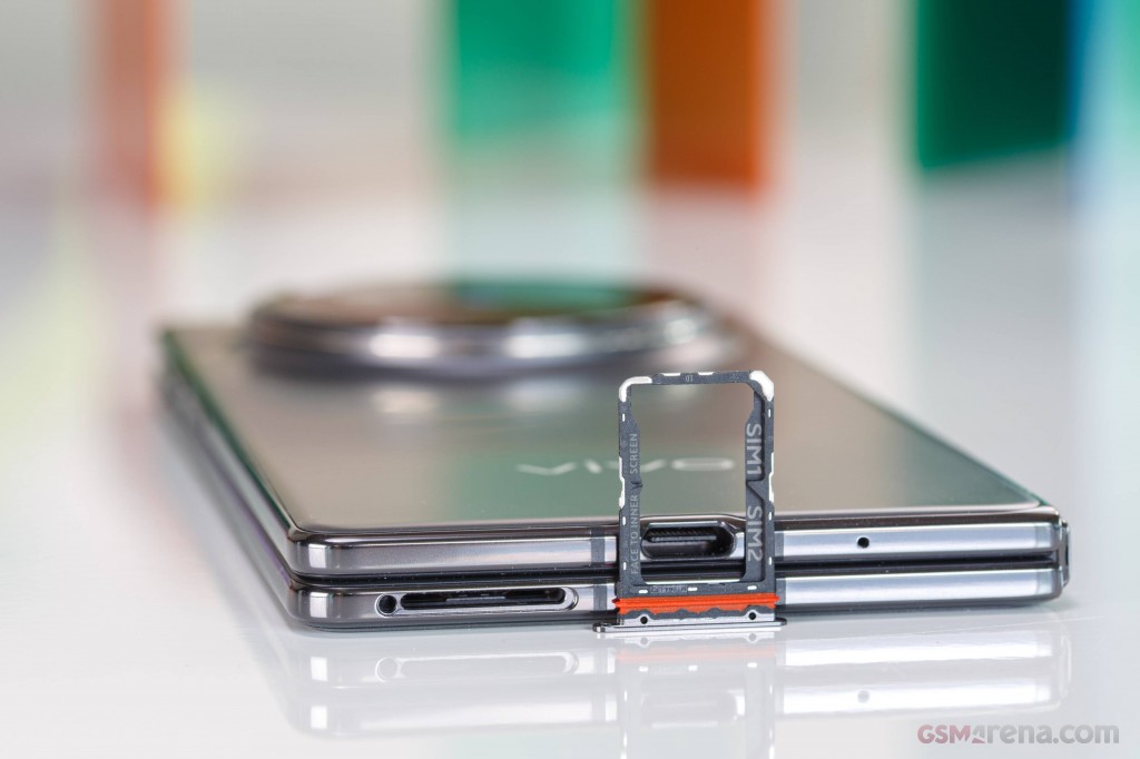 vivo X Fold5 hands-on photo 12