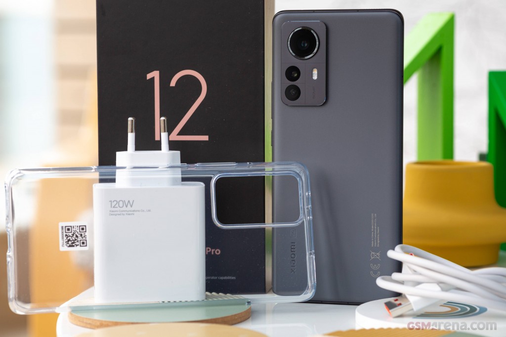Xiaomi 12 Pro hands-on photo 1