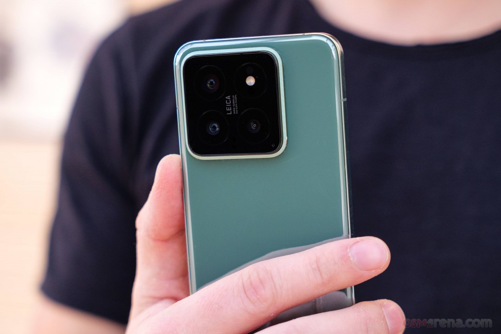 Xiaomi 14 hands-on photo 15