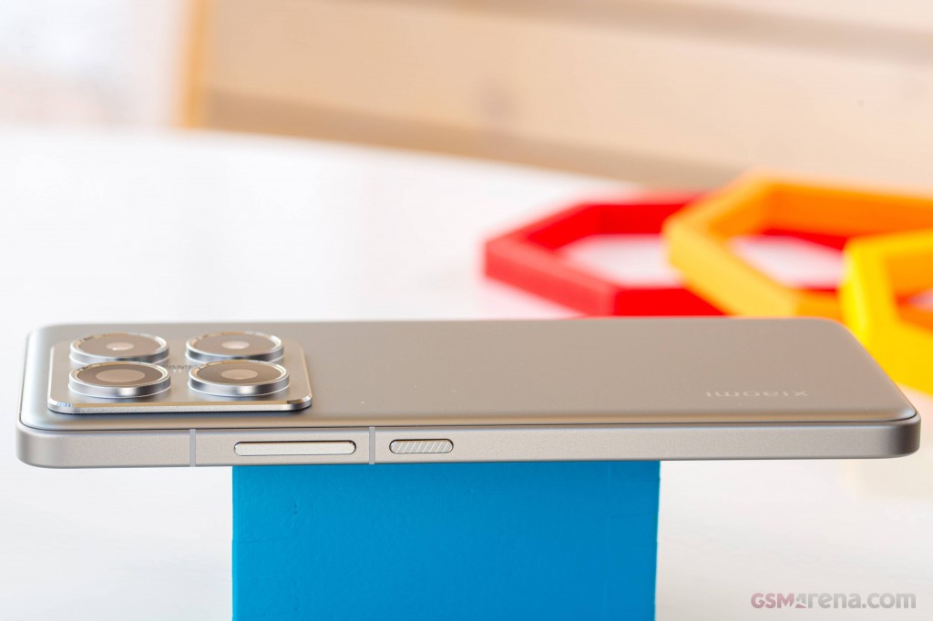 Xiaomi 14T Pro hands-on photo 11