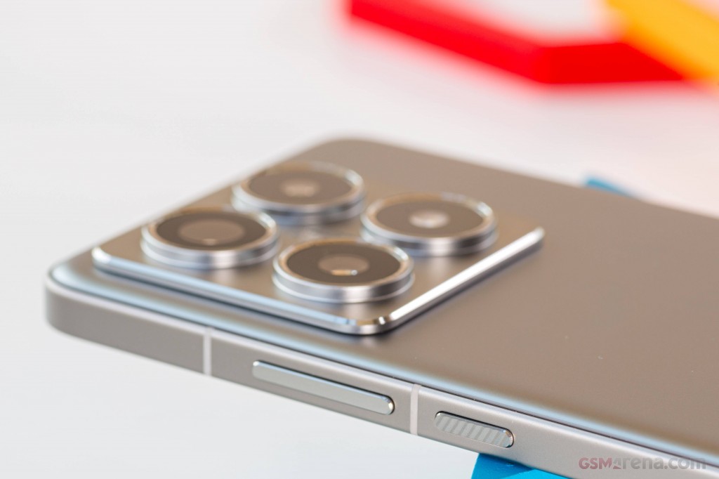 Xiaomi 14T Pro hands-on photo 13