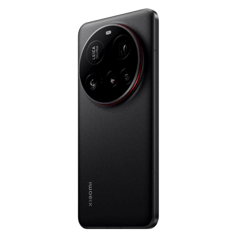 Xiaomi 15 Ultra view 15
