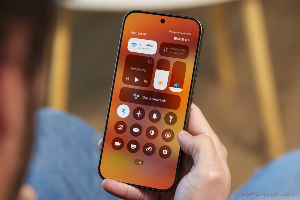 Xiaomi 17 Pro Max hands-on photo 9