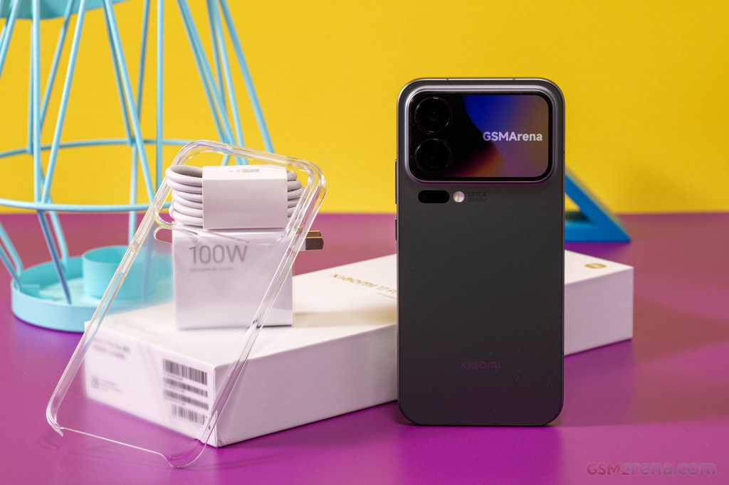 Xiaomi 17 Pro Max hands-on photo 18