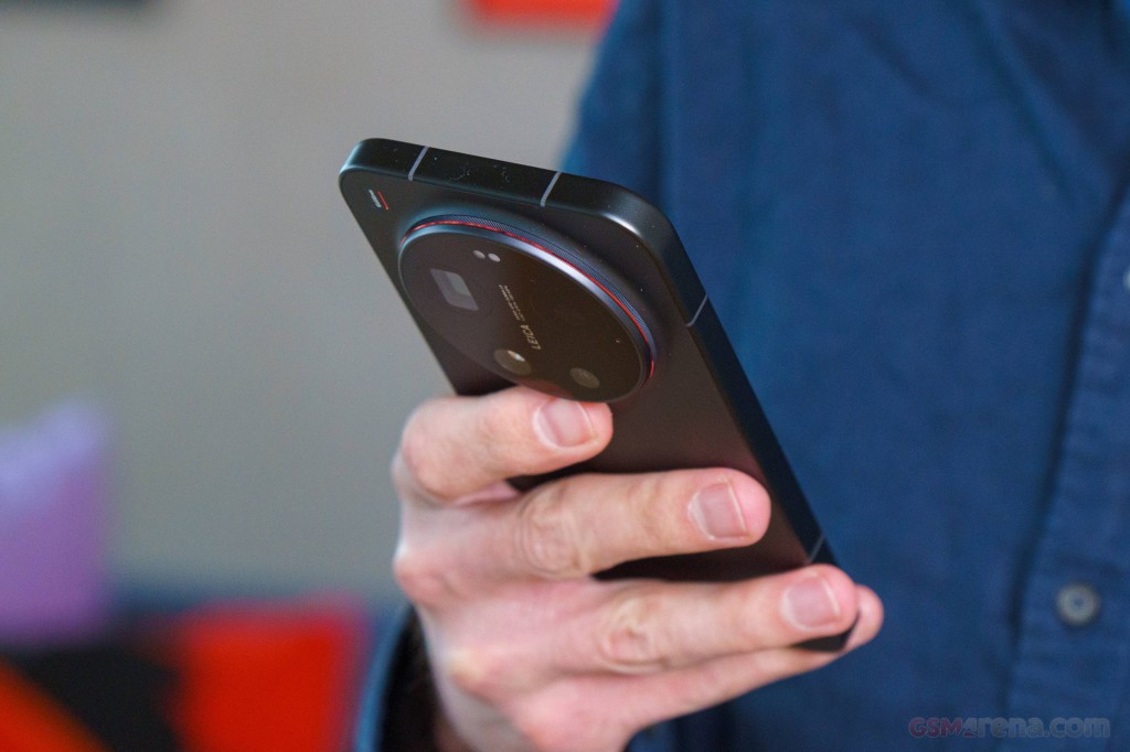 Xiaomi 17 Ultra hands-on photo 10