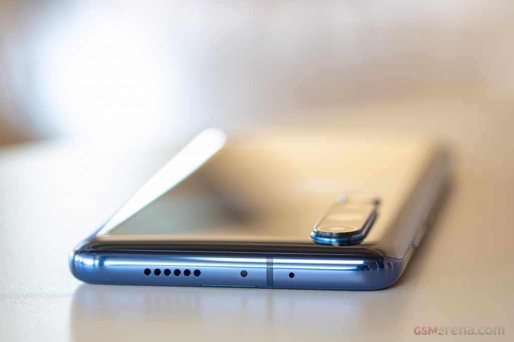 Xiaomi Mi 10 5G hands-on photo 3