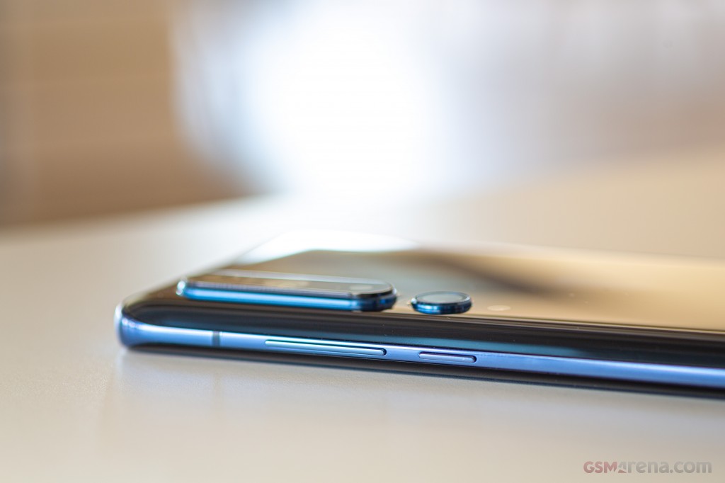 Xiaomi Mi 10 5G hands-on photo 4