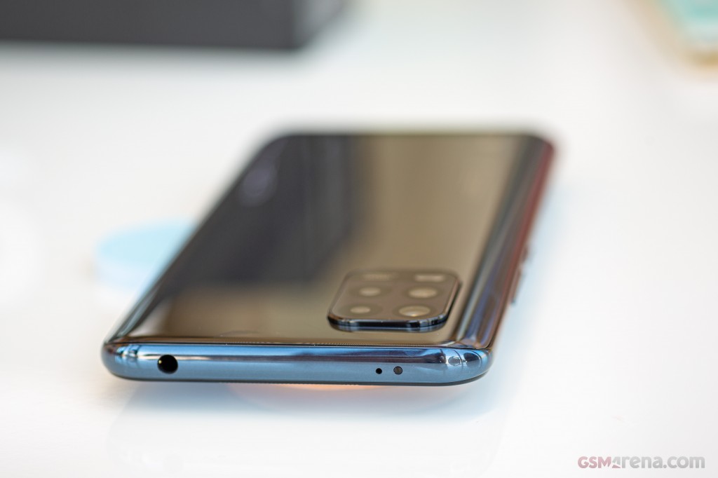 Xiaomi Mi 10 Lite 5G hands-on photo 5