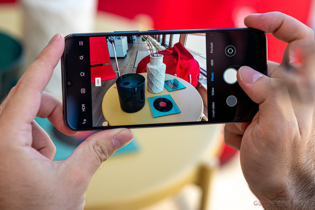 Xiaomi Mi 10 Lite 5G hands-on photo 22