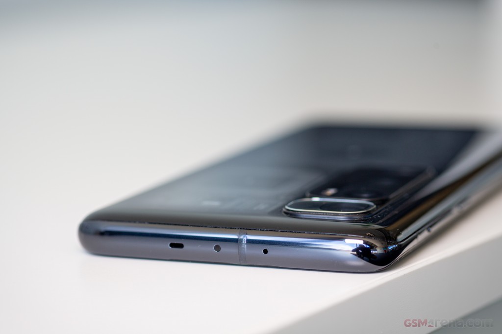 Xiaomi Mi 10 Ultra hands-on photo 14