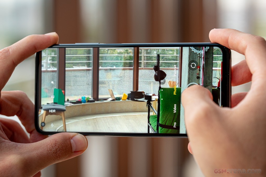 Xiaomi Mi 10T Pro 5G hands-on photo 20