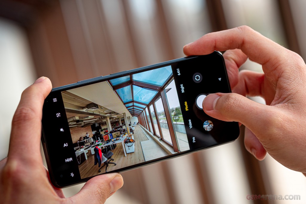 Xiaomi Mi 11 Lite hands-on photo 22
