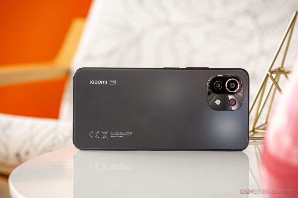 Xiaomi Mi 11 Lite 5G hands-on photo 29