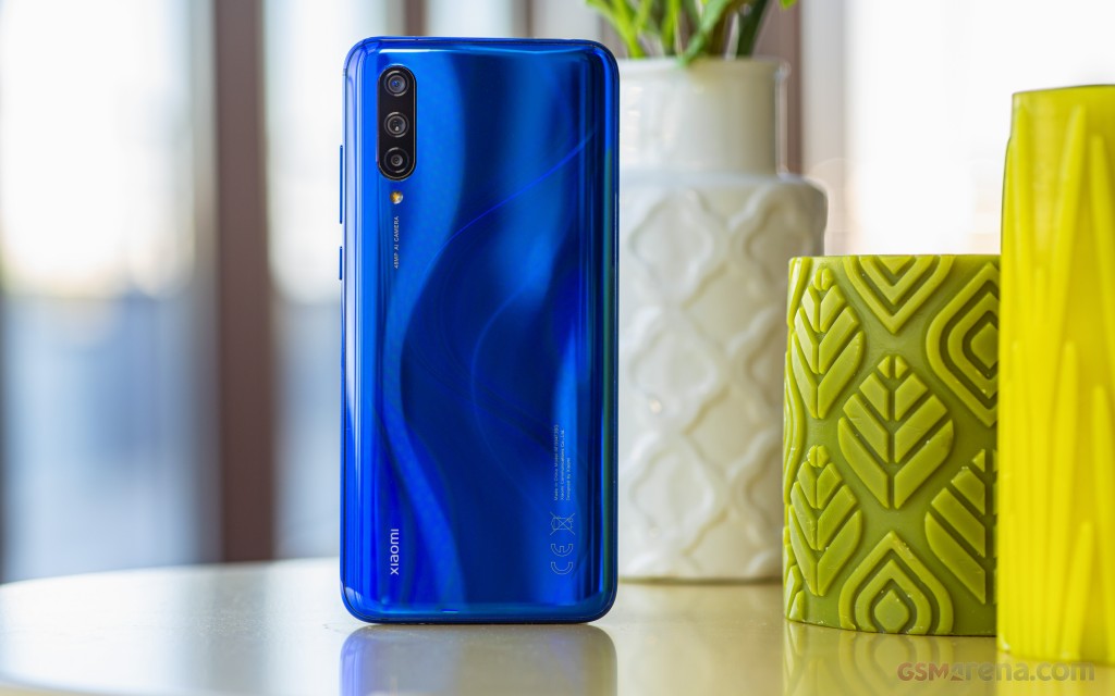 Xiaomi Mi 9 Lite hands-on photo 5