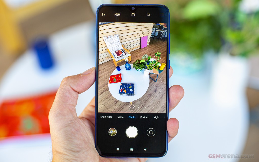 Xiaomi Mi 9 Lite hands-on photo 10