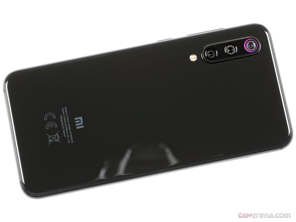 Xiaomi Mi 9 SE hands-on photo 10