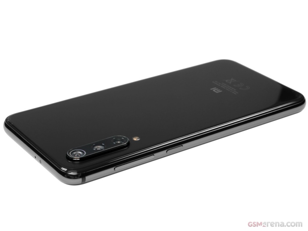 Xiaomi Mi 9 SE hands-on photo 12