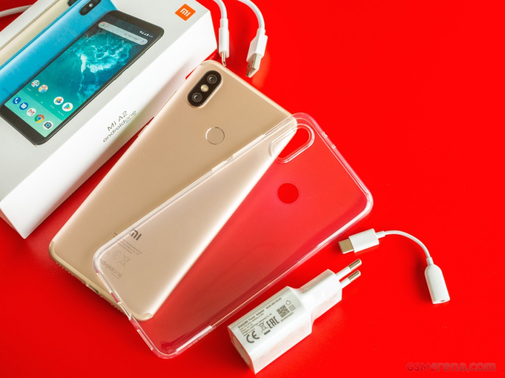 Xiaomi Mi A2 (Mi 6X) hands-on photo 1