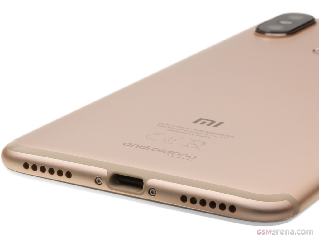 Xiaomi Mi A2 (Mi 6X) hands-on photo 10