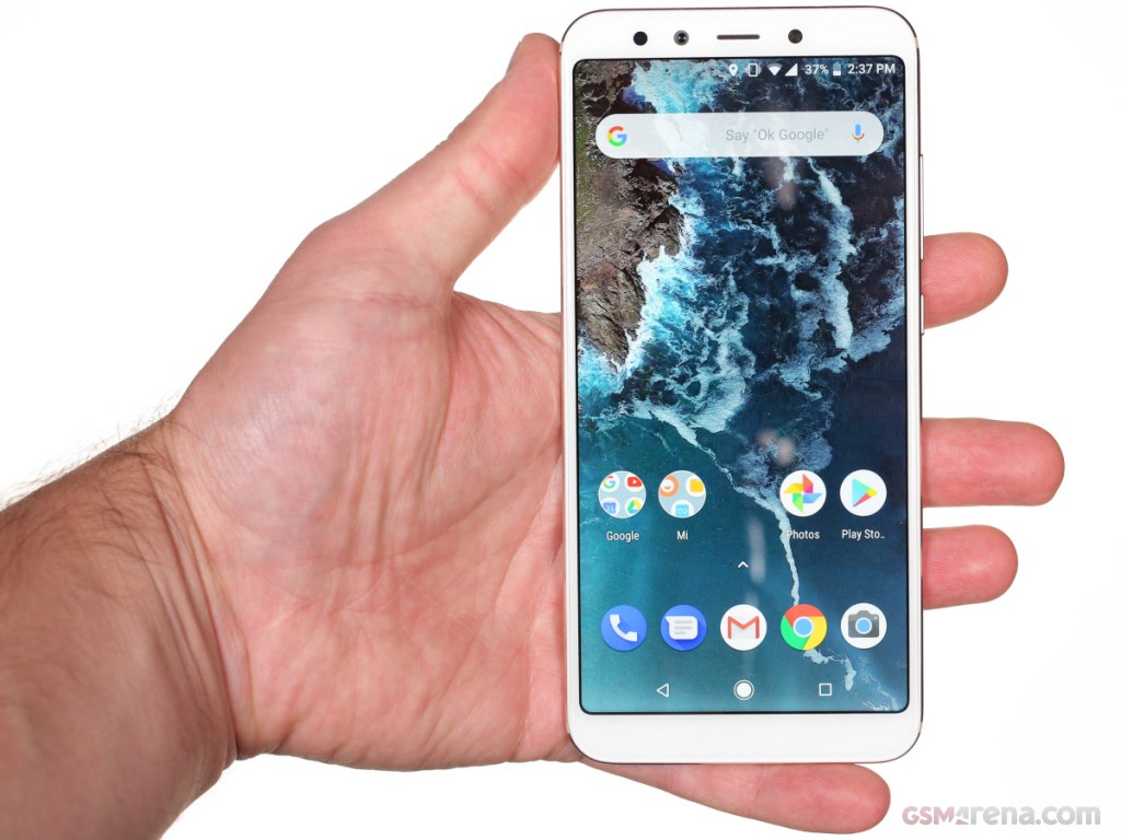 Xiaomi Mi A2 (Mi 6X) hands-on photo 14