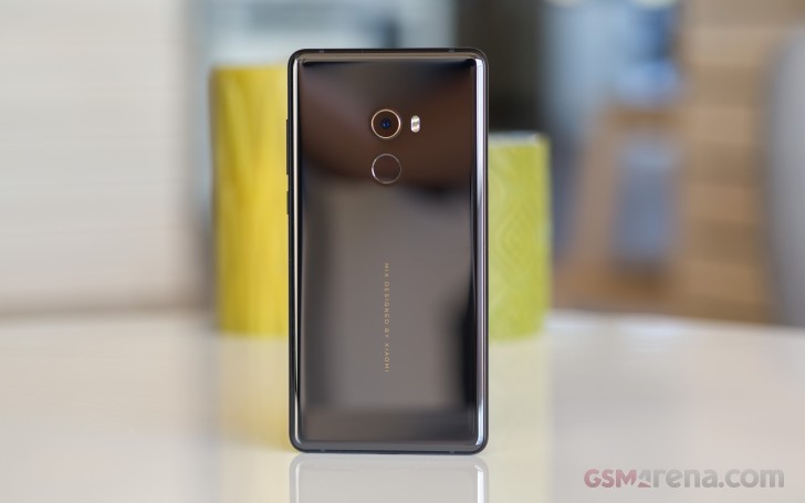 Xiaomi Mi Mix 2 hands-on photo 2