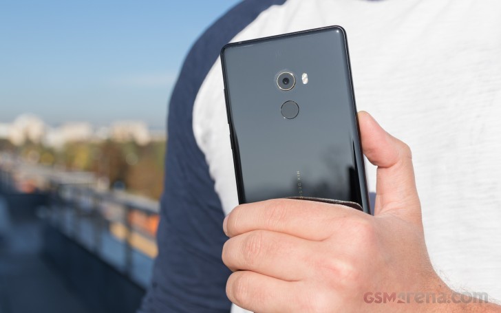 Xiaomi Mi Mix 2 hands-on photo 4