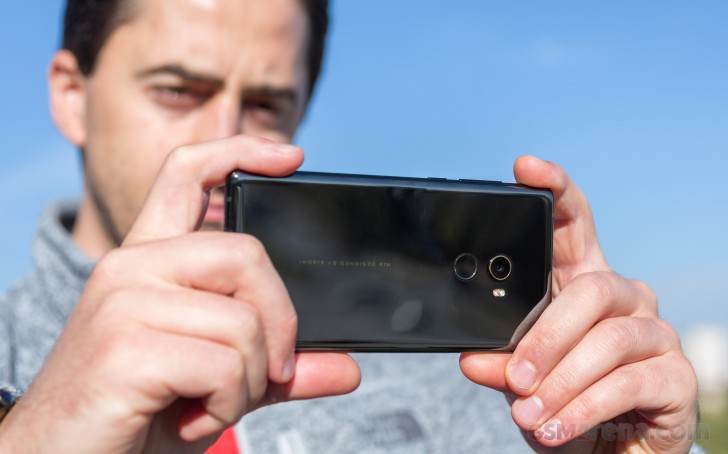 Xiaomi Mi Mix 2 hands-on photo 5