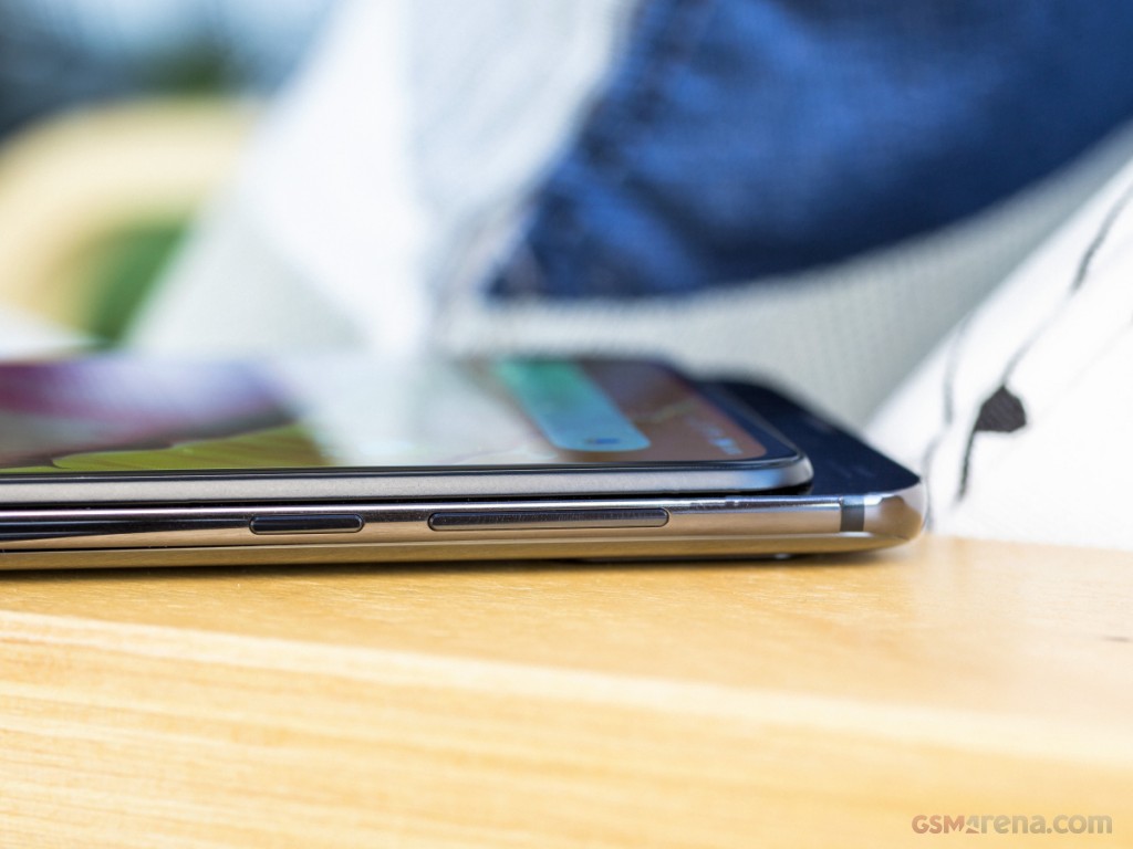 Xiaomi Mi Mix 3 hands-on photo 12