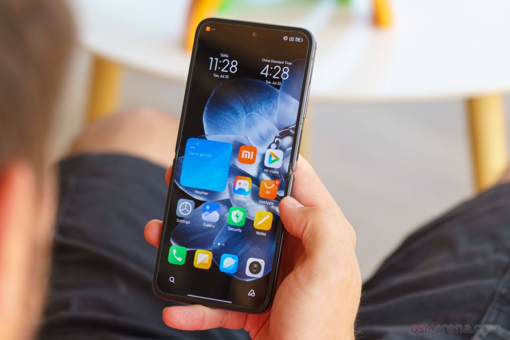 Xiaomi Mix Flip hands-on photo 14