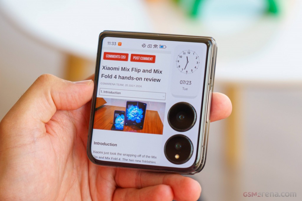 Xiaomi Mix Flip hands-on photo 28