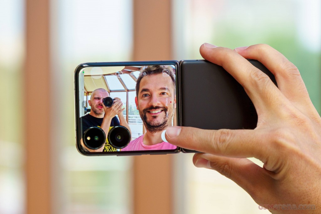 Xiaomi Mix Flip hands-on photo 32