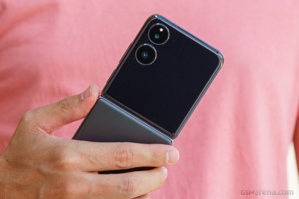 Xiaomi Mix Flip hands-on photo 33