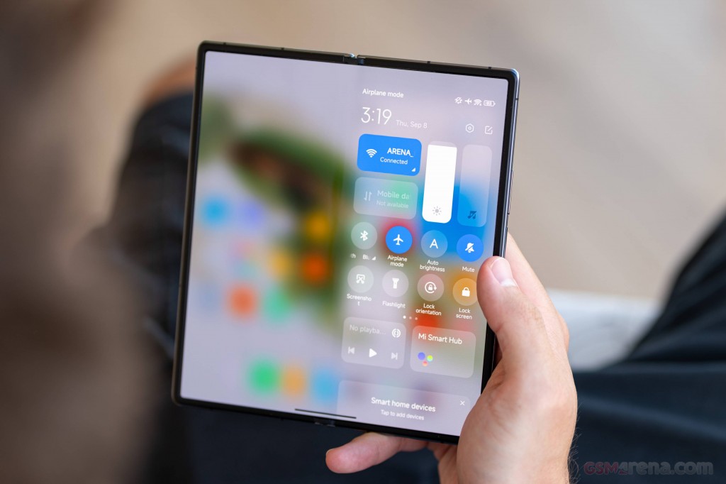 Xiaomi Mix Fold 2 hands-on photo 33