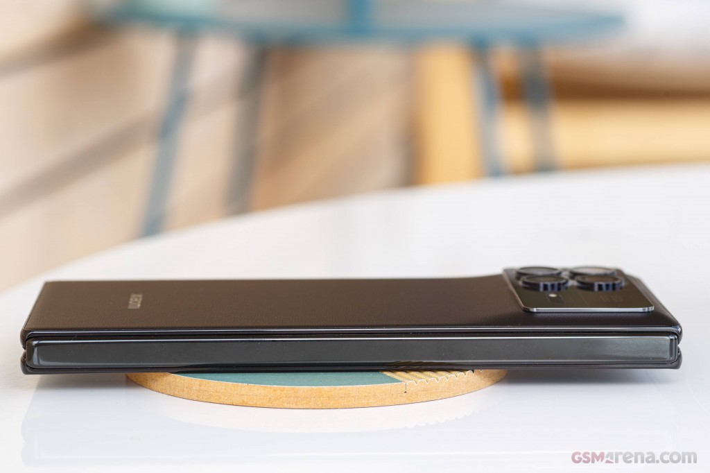 Xiaomi Mix Fold 3 hands-on photo 9