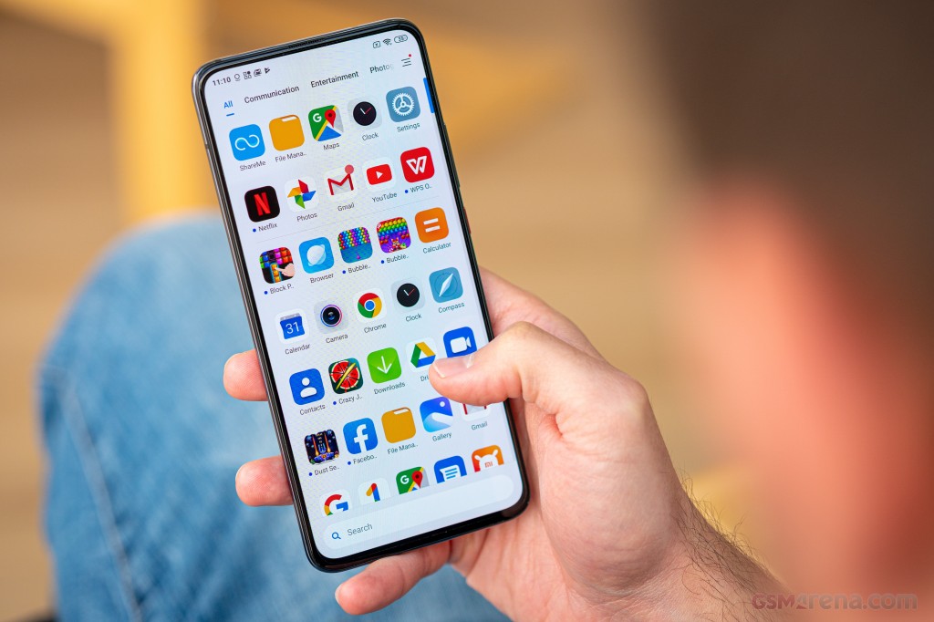 Xiaomi Poco F2 Pro hands-on photo 13