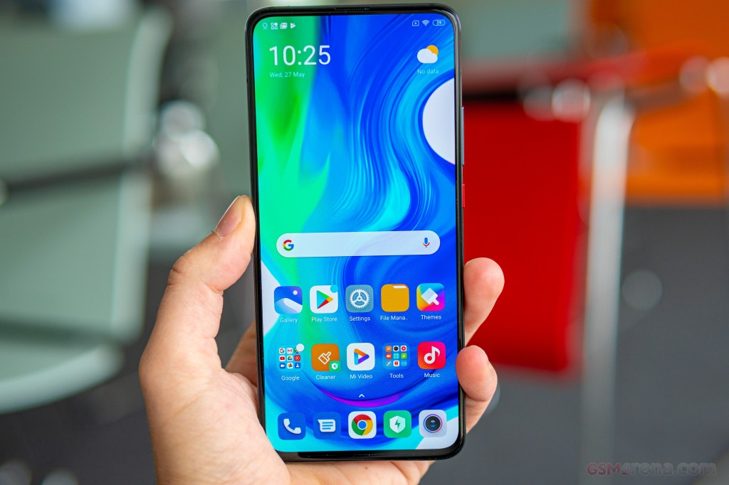 Xiaomi Poco F2 Pro hands-on photo 16