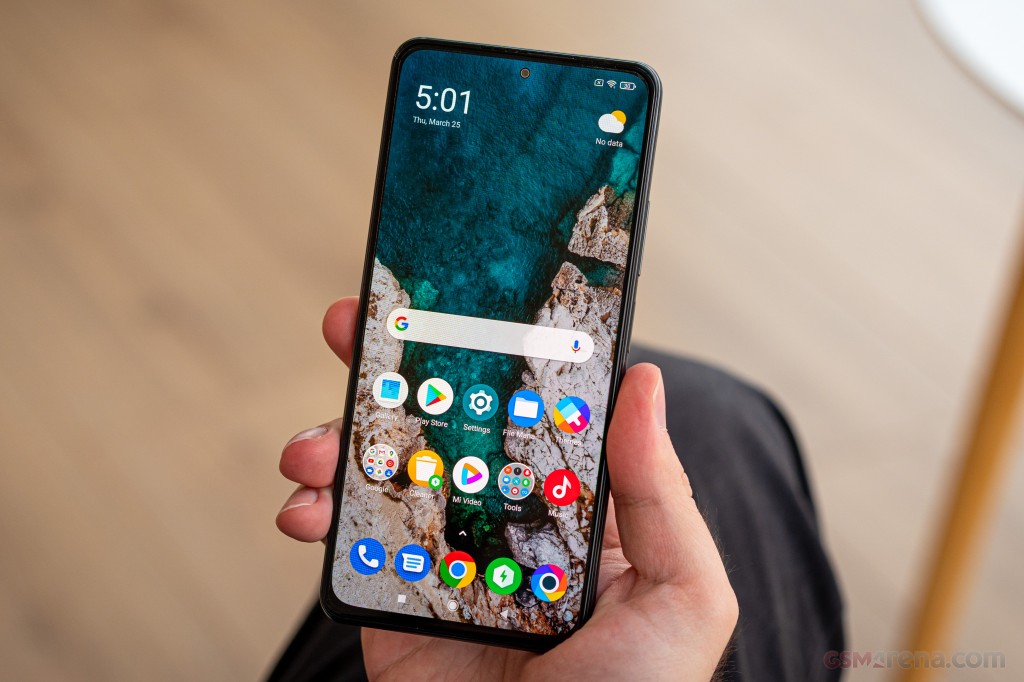 Xiaomi Poco F3 hands-on photo 8